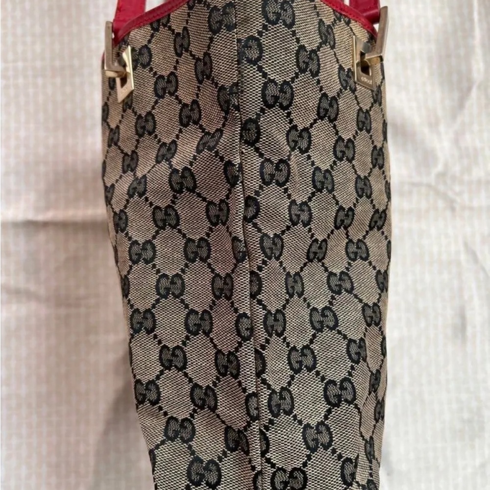 Authentic Gucci Shoulder Bag